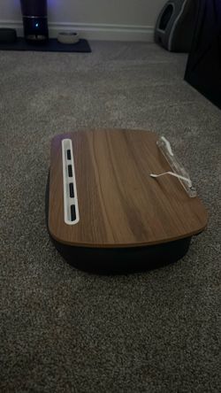Laptop/book pillow stand