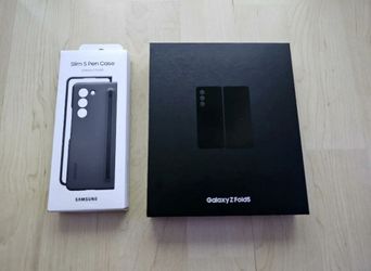 Samsung Galaxy Z Fold 5