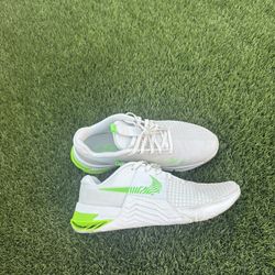 Nike Metcon 8 (Size US 7.5)