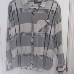 Universal Thread plaid long sleeve button down size Large