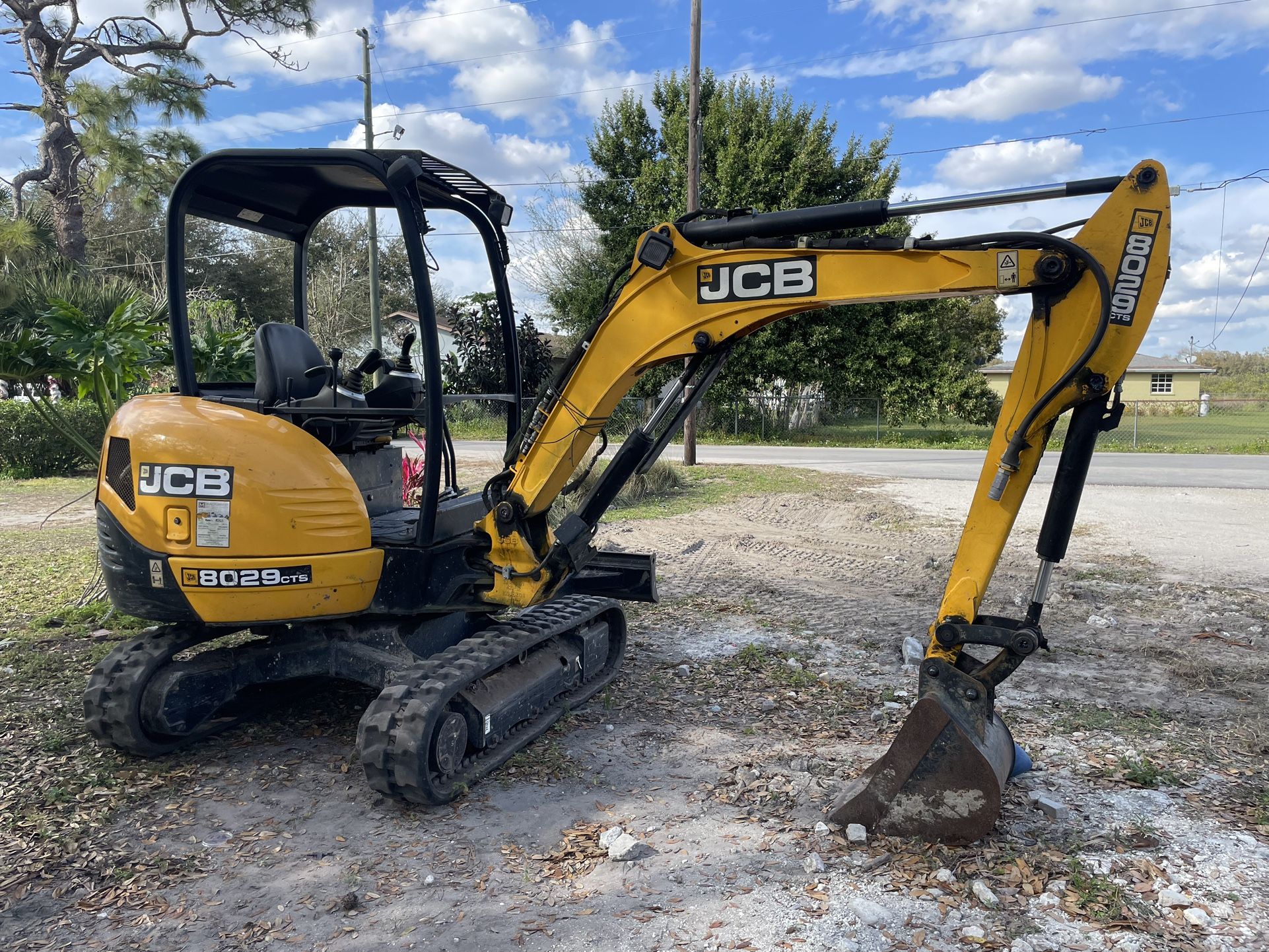 Mini excavator 