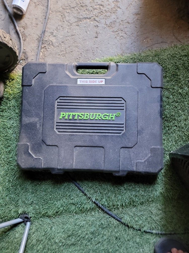 Tool Box Like New