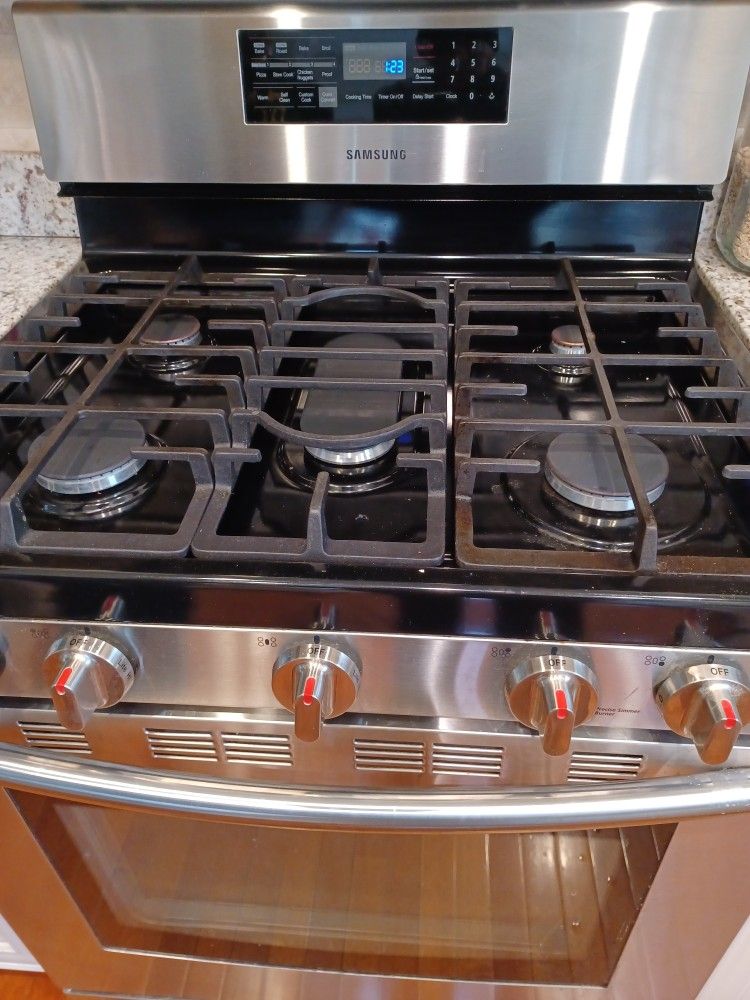 Stainless Gas Stove Like Brand New 6 Months Warranty