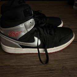 Jordan 1 Mid Johnny Kilroy 