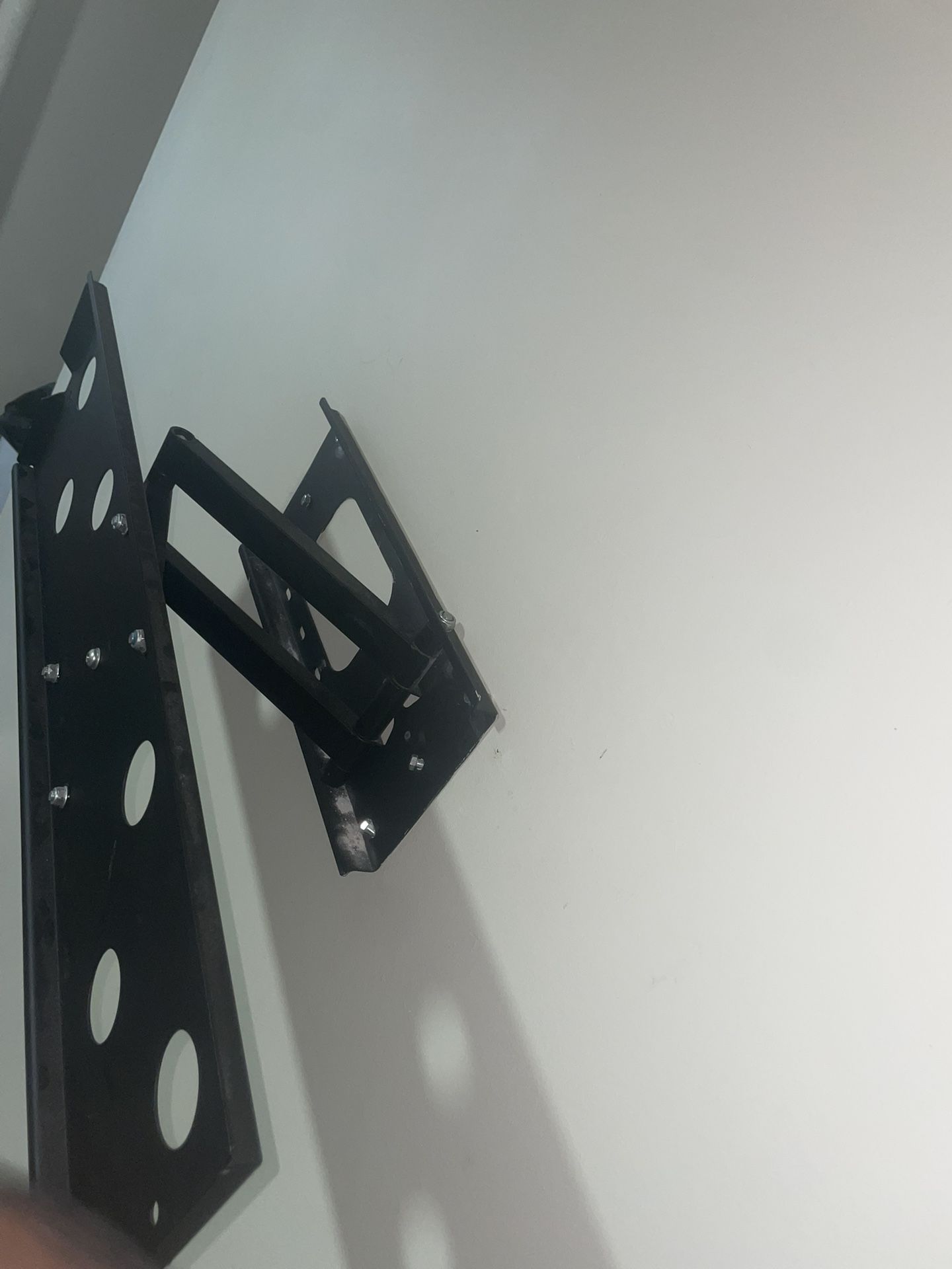 TV wall mount