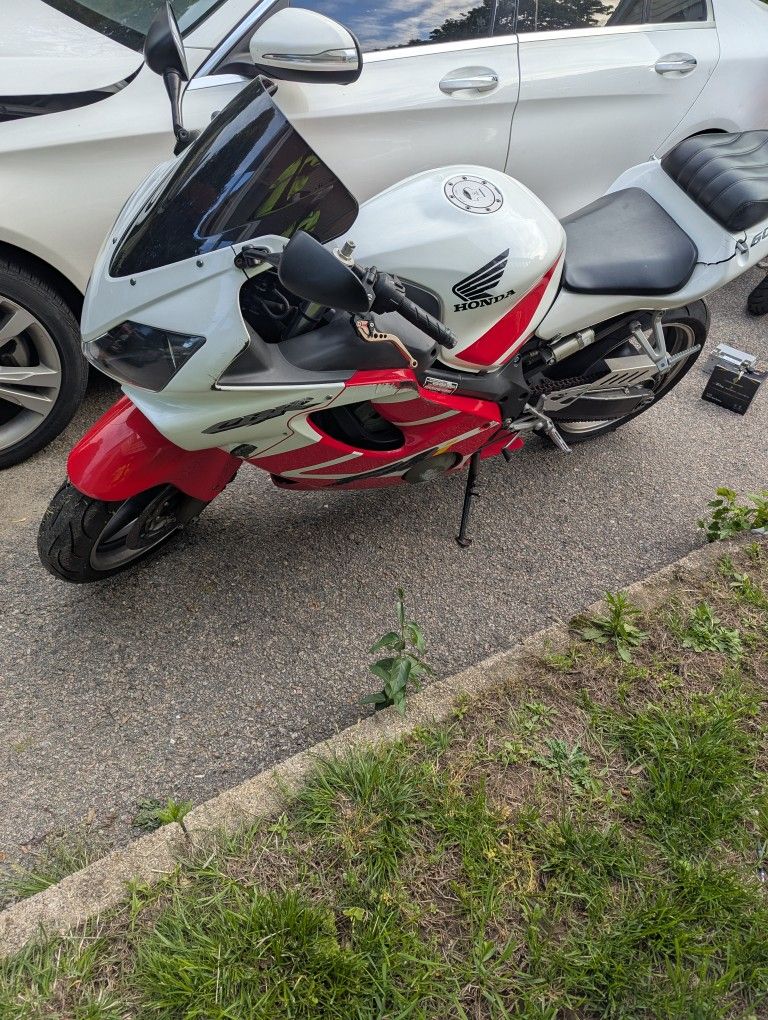 2001 Honda CBR f4i