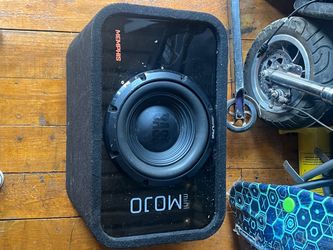 Alpine sub woofer wit mojo box