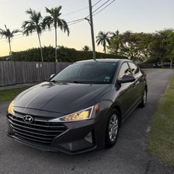 2019 Hyundai Elantra