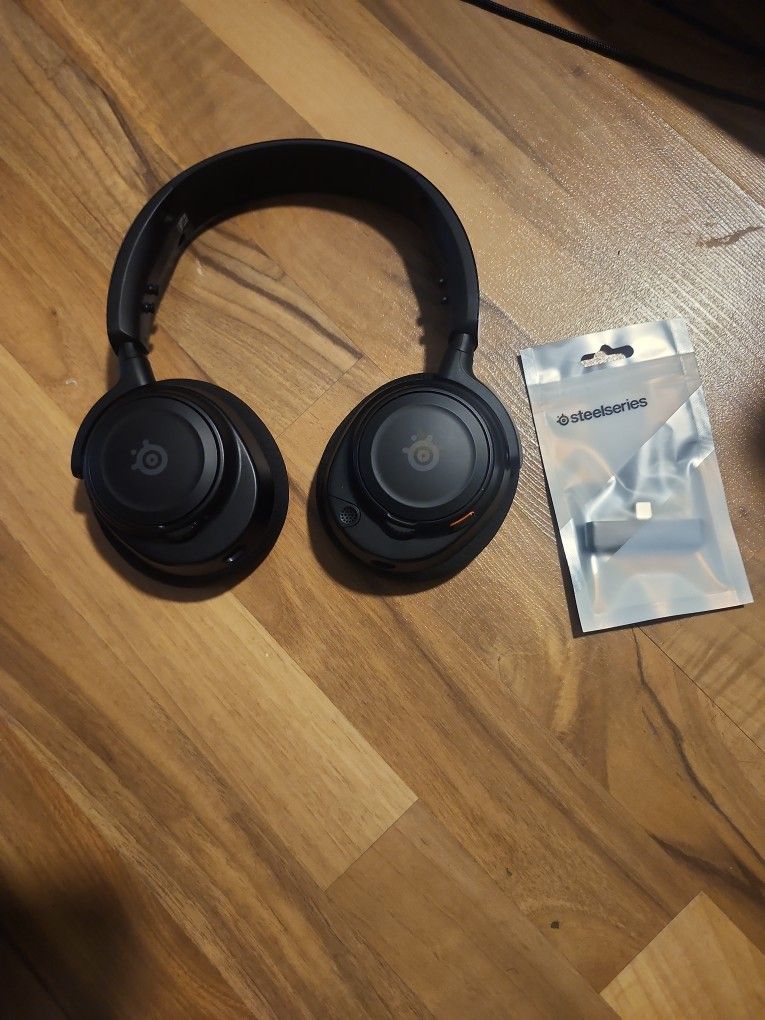 Steelseries Arctis Nova 7 Wireless