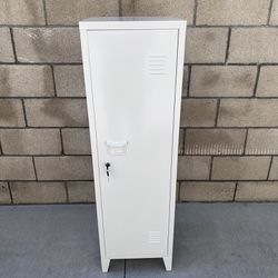 NEW White Metal Storage Locker Cabinet With 3 Shelves **8 Available, $65ea FIRM PRICE** **New In Box**