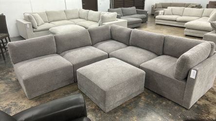 Sectional Sofa - Delivery/Financing Available