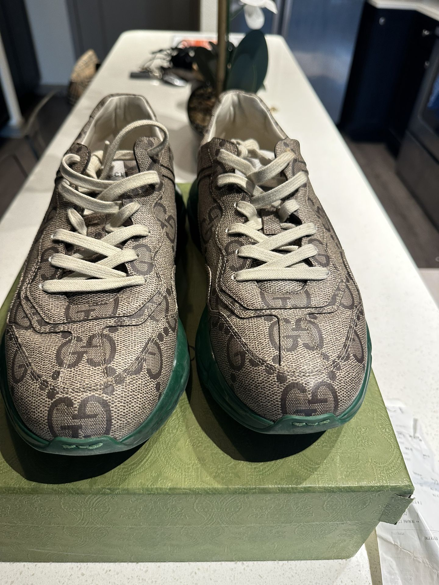 Gucci sneakers $500 *Price Is Firm No Negotiating*