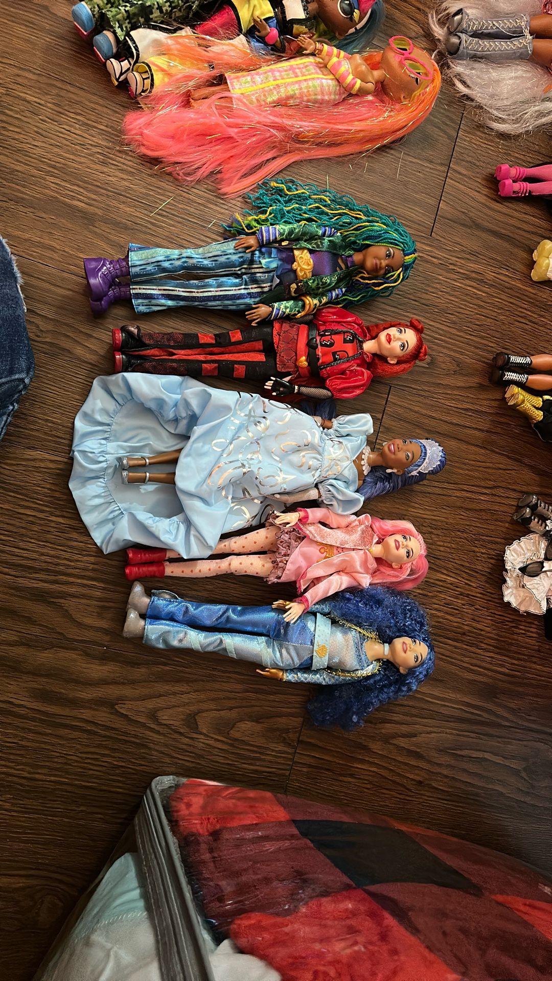 Descendants Dolls