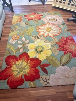 Free rug 7.5’ x 5’ pickup in Dania Beach by Dania point