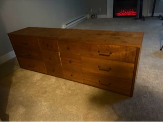 FREE DRESSER