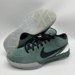 Nike Kobe 4 Protro Girl Dad Clean Basketball Shoes FQ3545-300 Men’s 10.5  100% authentic. Authenticated via checkcheck app. No original box.  This Nik