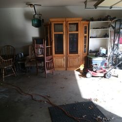 To Pease China Cabbanet 