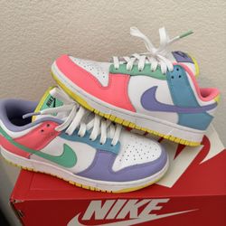 Nike Dunk Low SE Easter Woman’s Sz 8