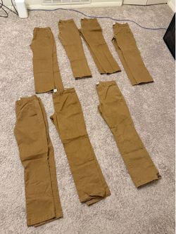 Gap Men’s  Essential Khaki Straight Pants Size 30x32