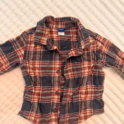Old Navy Plaid Shirt And Knitted Sweater 