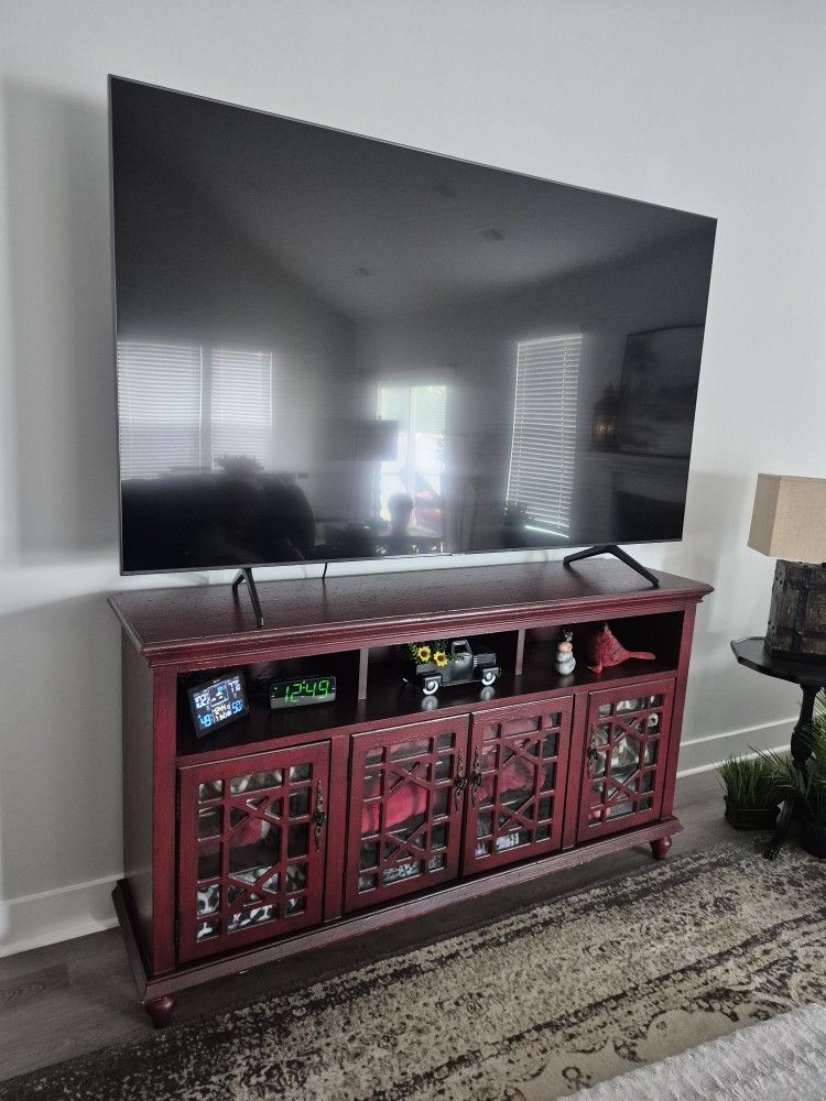 83 Inch SAMSUNG SMART TV