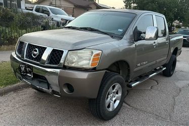 2010 Nissan titan