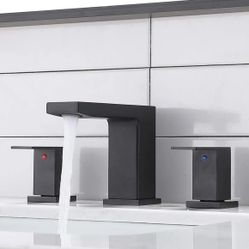 3 Hole Bathroom Faucet Brushed Nicke  And Black ! F4 N $40