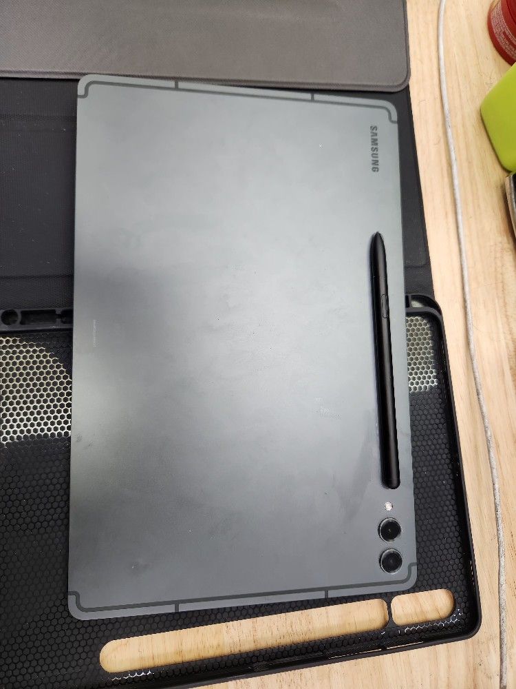 Samsung Galaxy Tab S9 Plus 