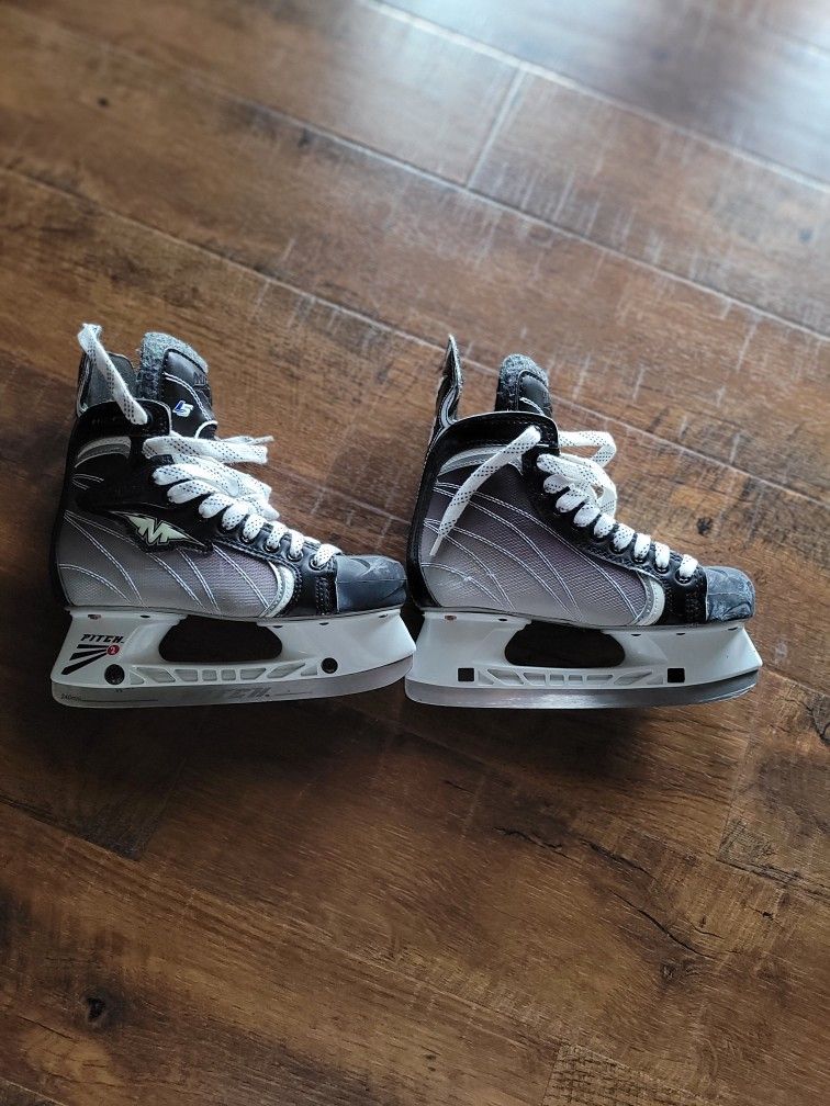 Hockey Skate 