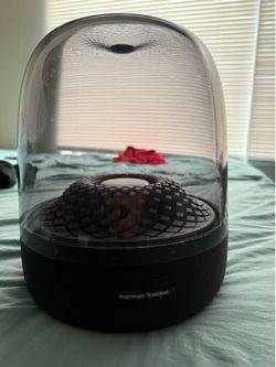 Harman kardon aura studio 4