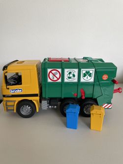 Garbage Truck