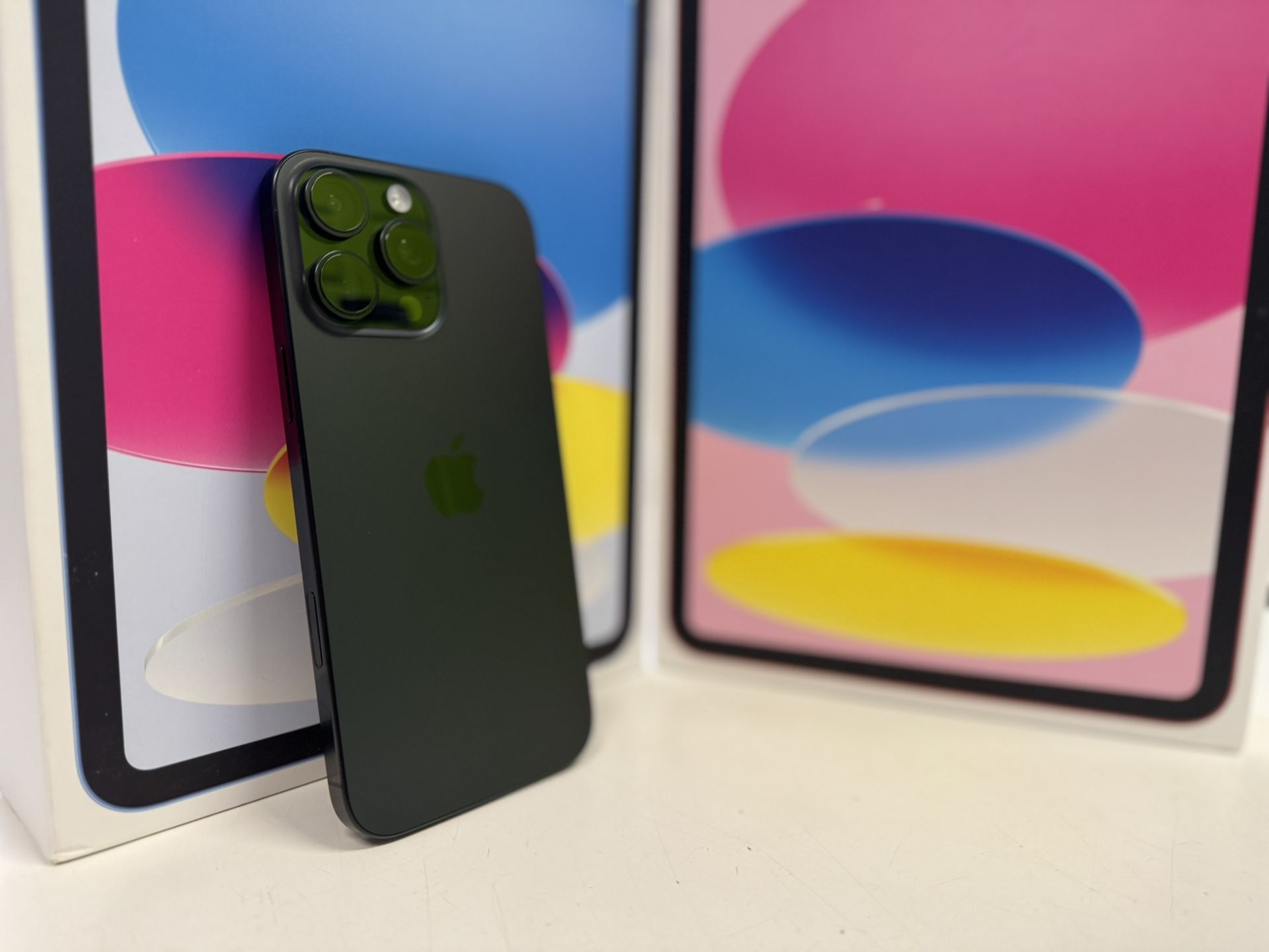 IPHONE 16 PRO MAX 256GB $1099