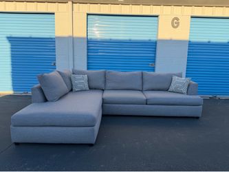 Gray Modular Sectional Couch 🚛🚚 Free Delivery 🚛🚚