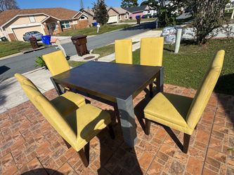 Elegant Dining Room Table with 6 Chairs