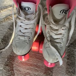 Girl Rollerskates