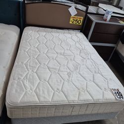 Full size bed complete