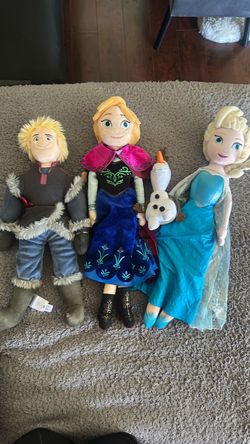 Frozen plush dolls