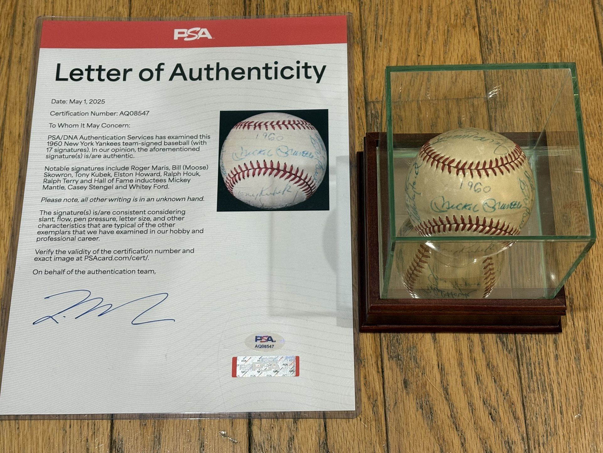 17 New York Yankees Signed Players PSA 1960 Baseball Mickey Mantle Maris Ford Stengel COA Jerseys Bats Balls Signature Cards Judge Jeter Figures