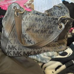 Micheal Kors 
