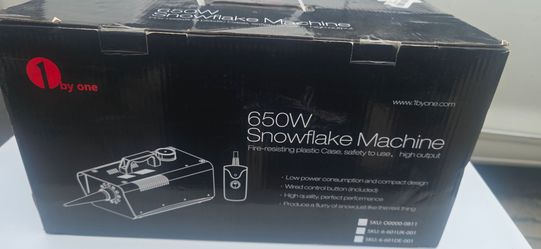 1 by One 650W Snowflake Machine
