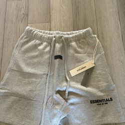 Dark oatmeal essentials shorts