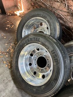OEM 2017 F-450 19.5 Alcoa Aluminum dually wheel and tire set.