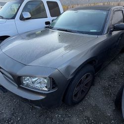2008 Dodge charger sedan 6cyl 2.7 auto February  2025 registration tow yard lien sale good for parts mechanic special 