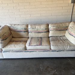couch with pull out queen bed