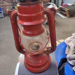 Winged Wheel lantern No.400