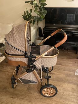 3 In 1 CAR SEAT, STROLLER, BASINET!
