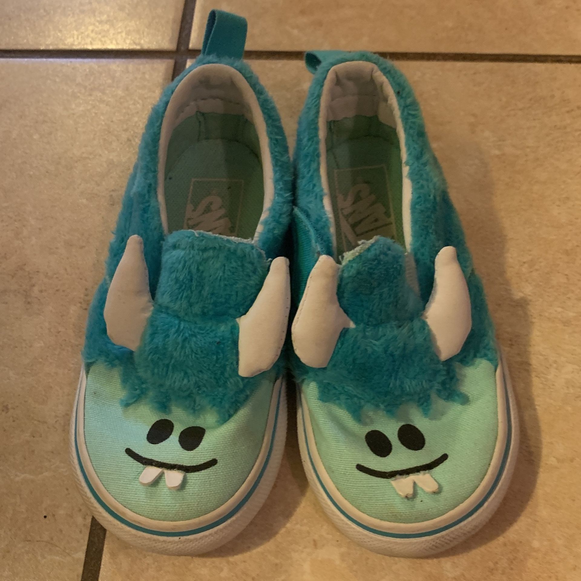 Size 6.5 Children vans