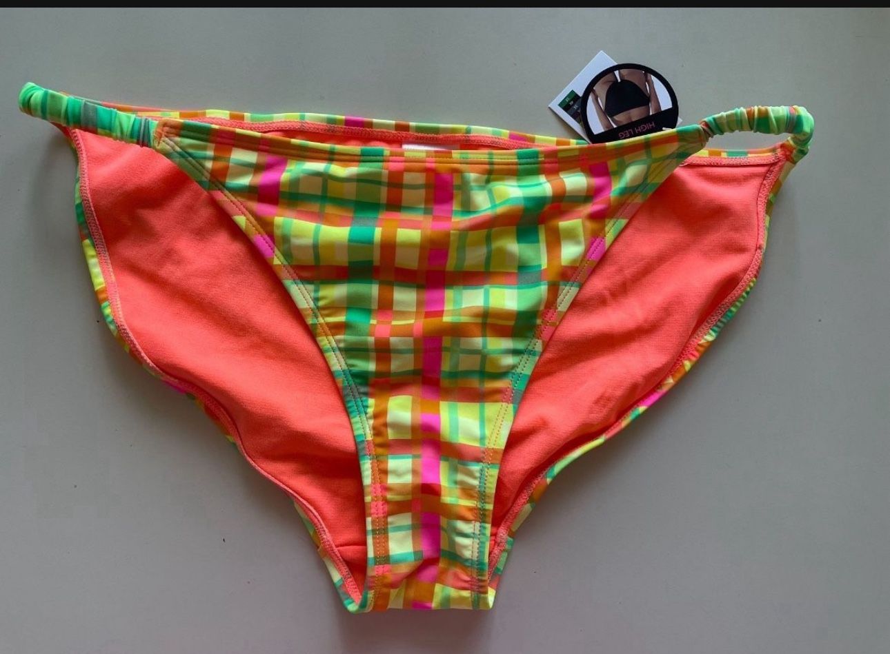 New Bikini Bottoms , Size L