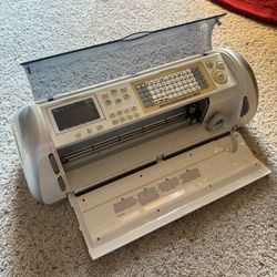 Cricut Expression Electronic Cutting Machine CREX001 (with bag and power cords)