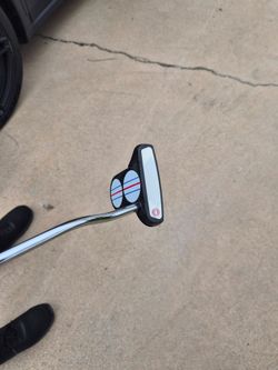 Odyssey 2 ball left handed putter